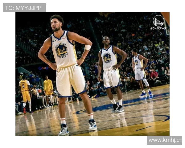 勇士主帅汤普森接受采访,谈及赛季目标和团队士气 勇士主帅汤普森接受采访,谈及赛季目标和团队士气