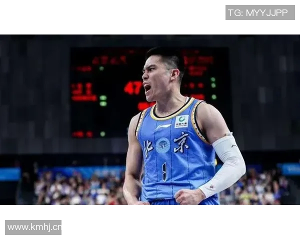 山东男篮与北京首钢激战正酣谁能在这场对决中笑到最后