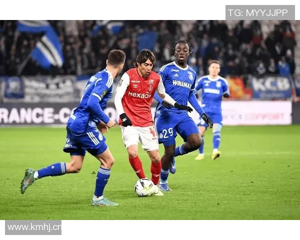 里尔主场迎战史特拉斯堡争夺法甲积分榜关键战役