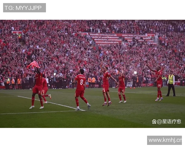 曼联与阿森纳即将对决球迷热议两队近期状态与战术分析